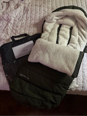 UPPABaby Cozy Ganoosh Green and White